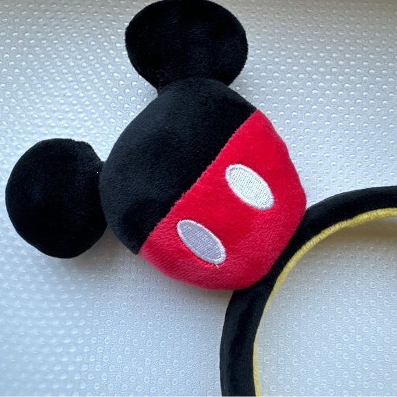 Mickey Mouse plush icon ear headband NWT - Picture 3 of 4